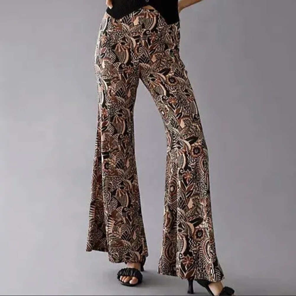 By Anthropologie Drapey Flare Bell Bottom Mod Tropical Tribal Print Pant 14